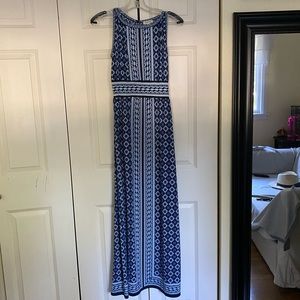 Max Studio maxi!  Cute and flattering!!